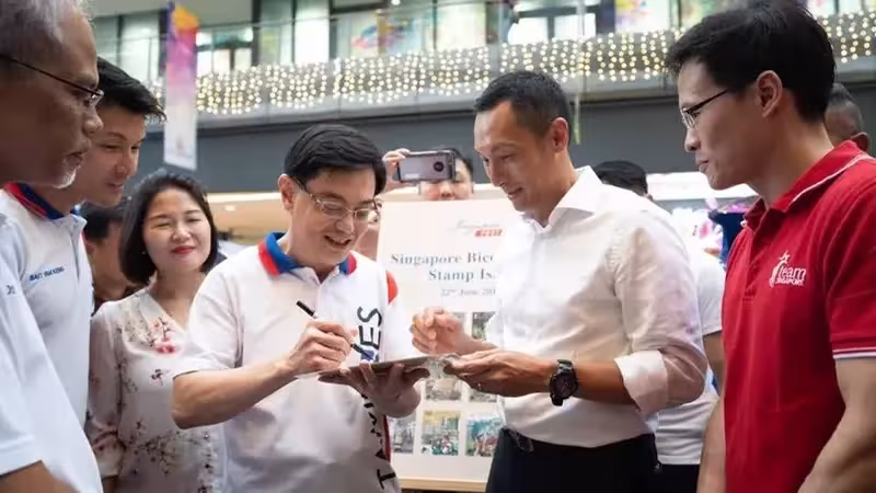 SINGAPORE BICENTENNIAL ROADSHOW